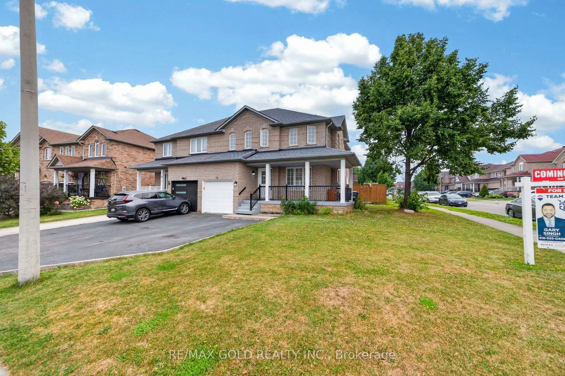 Photo 7 of 52 Junction Crescent, Brampton, Fletcher's Meadow — HOMEH