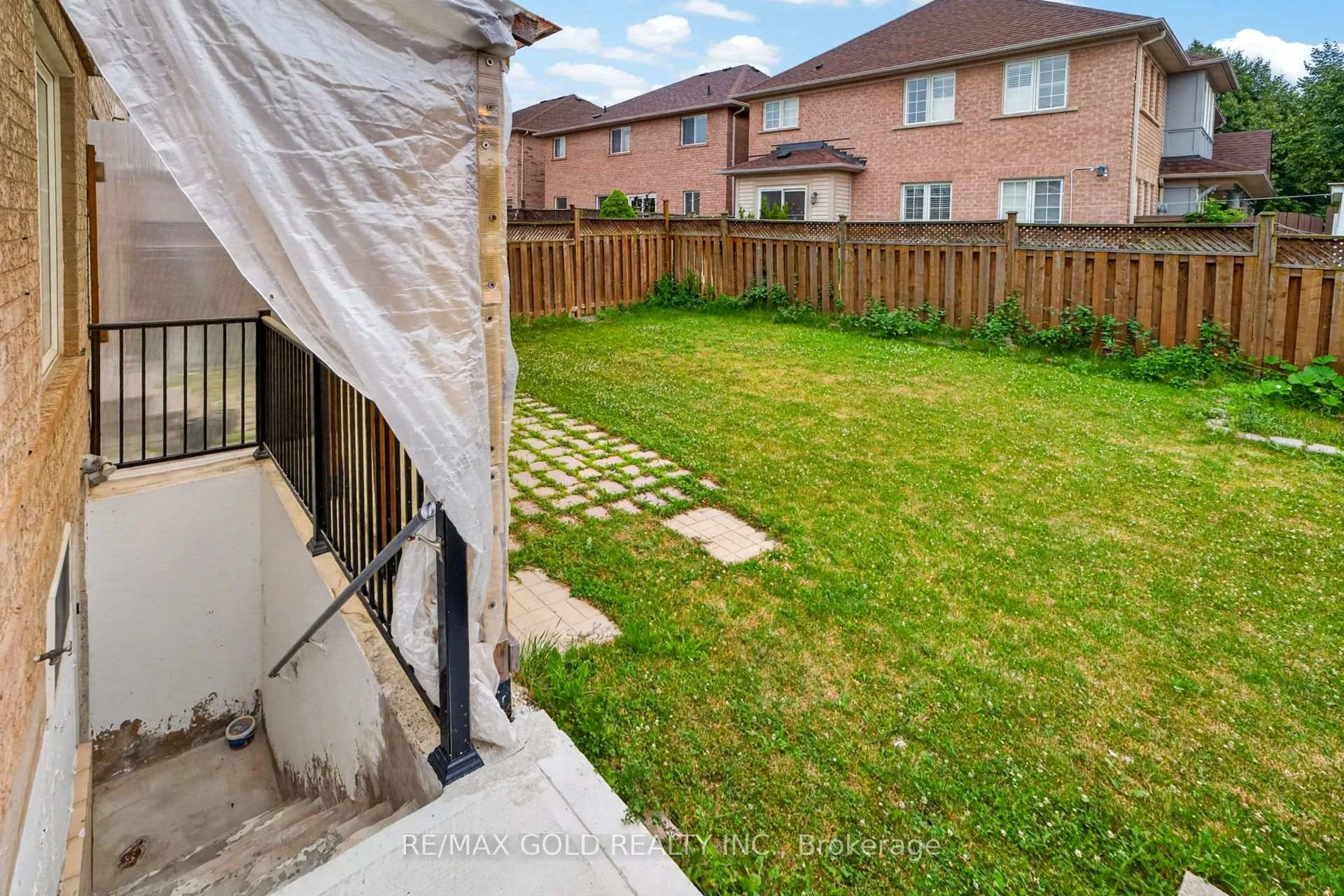 Photo 46 of 52 Junction Crescent, Brampton, Fletcher's Meadow — HOMEH