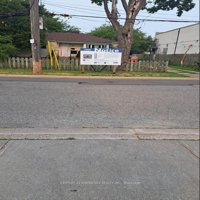 Photo 7 of 11 Centre Street, Scarborough, Scarborough Village — HOMEH