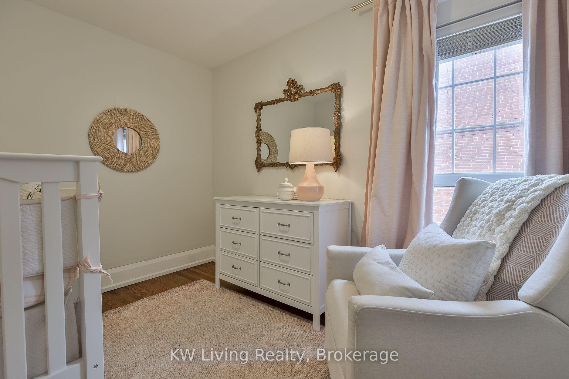 Photo 19 of 452 Davisville Avenue, Toronto, Mount Pleasant East — HOMEH