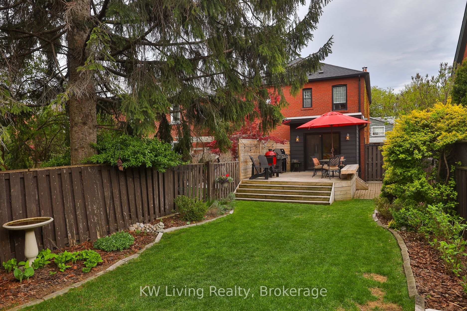 Photo 25 of 452 Davisville Avenue, Toronto, Mount Pleasant East — HOMEH