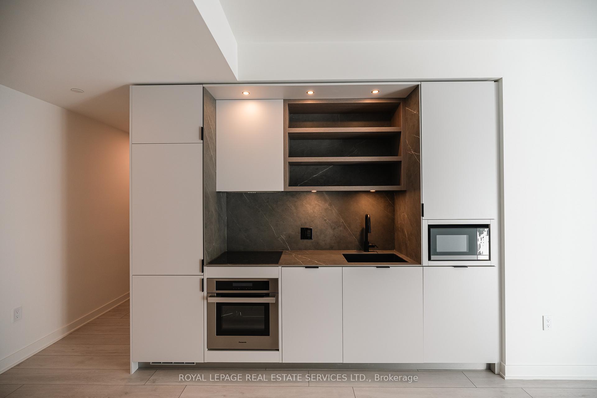 Photo 10 of Unit 4306, 55 Charles Street E, Toronto, Church-Yonge Corridor — HOMEH