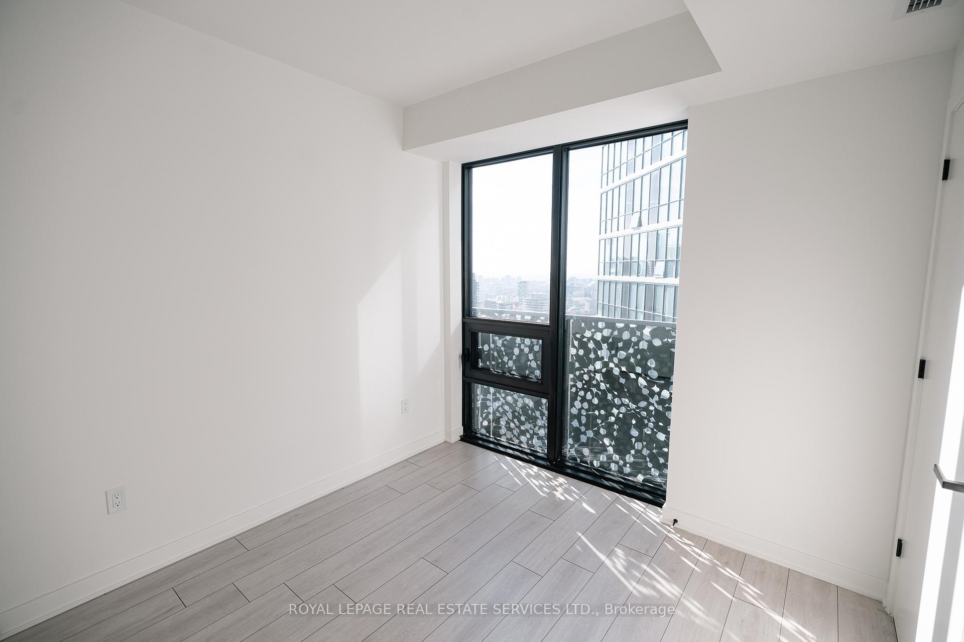 Photo 11 of Unit 4306, 55 Charles Street E, Toronto, Church-Yonge Corridor — HOMEH