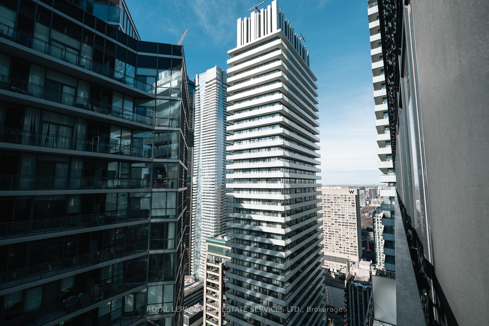 Photo 18 of Unit 4306, 55 Charles Street E, Toronto, Church-Yonge Corridor — HOMEH