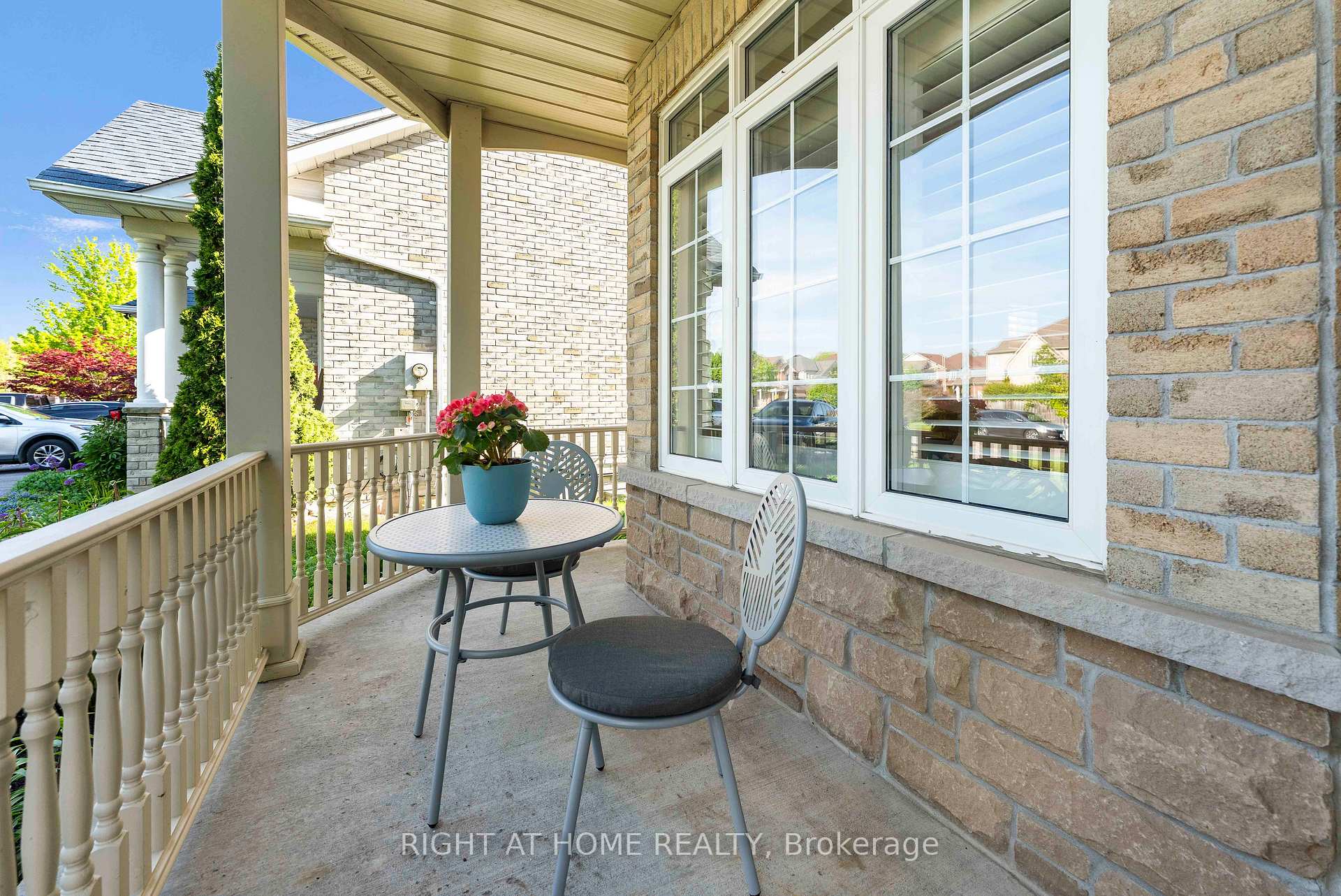 Photo 4 of 1048 Mcquay Boulevard, Whitby, Lynde Creek — HOMEH