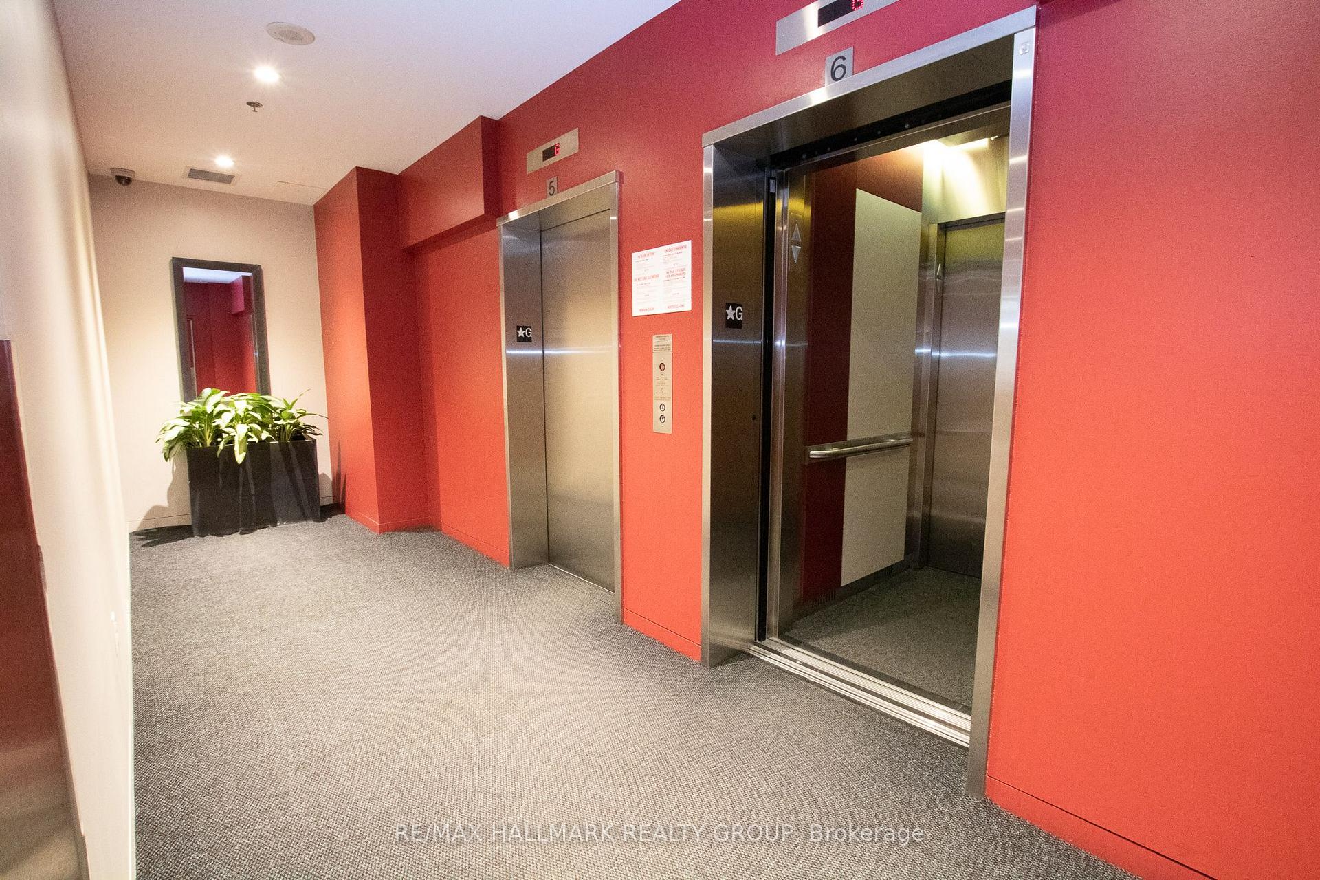 Photo 3 of Unit 1105, 179 George Street, Ottawa, Lower Town/Byward Market — HOMEH