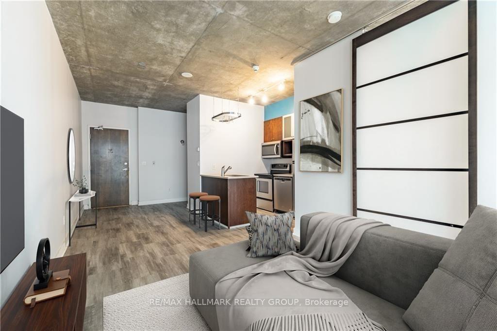 Photo 6 of Unit 1105, 179 George Street, Ottawa, Lower Town/Byward Market — HOMEH