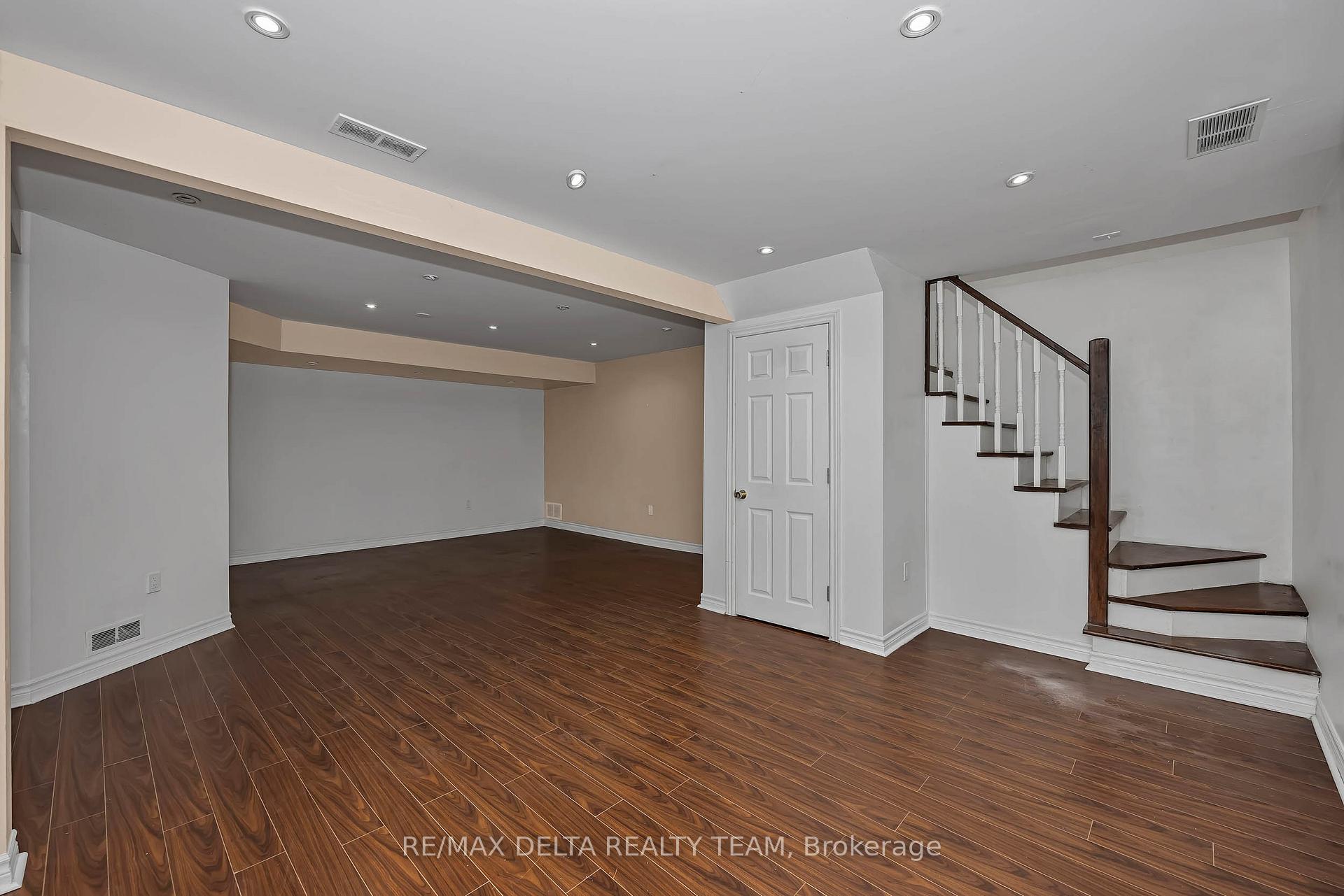 Photo 30 of 841 Balsam Drive, Ottawa, Chatelaine Village — HOMEH