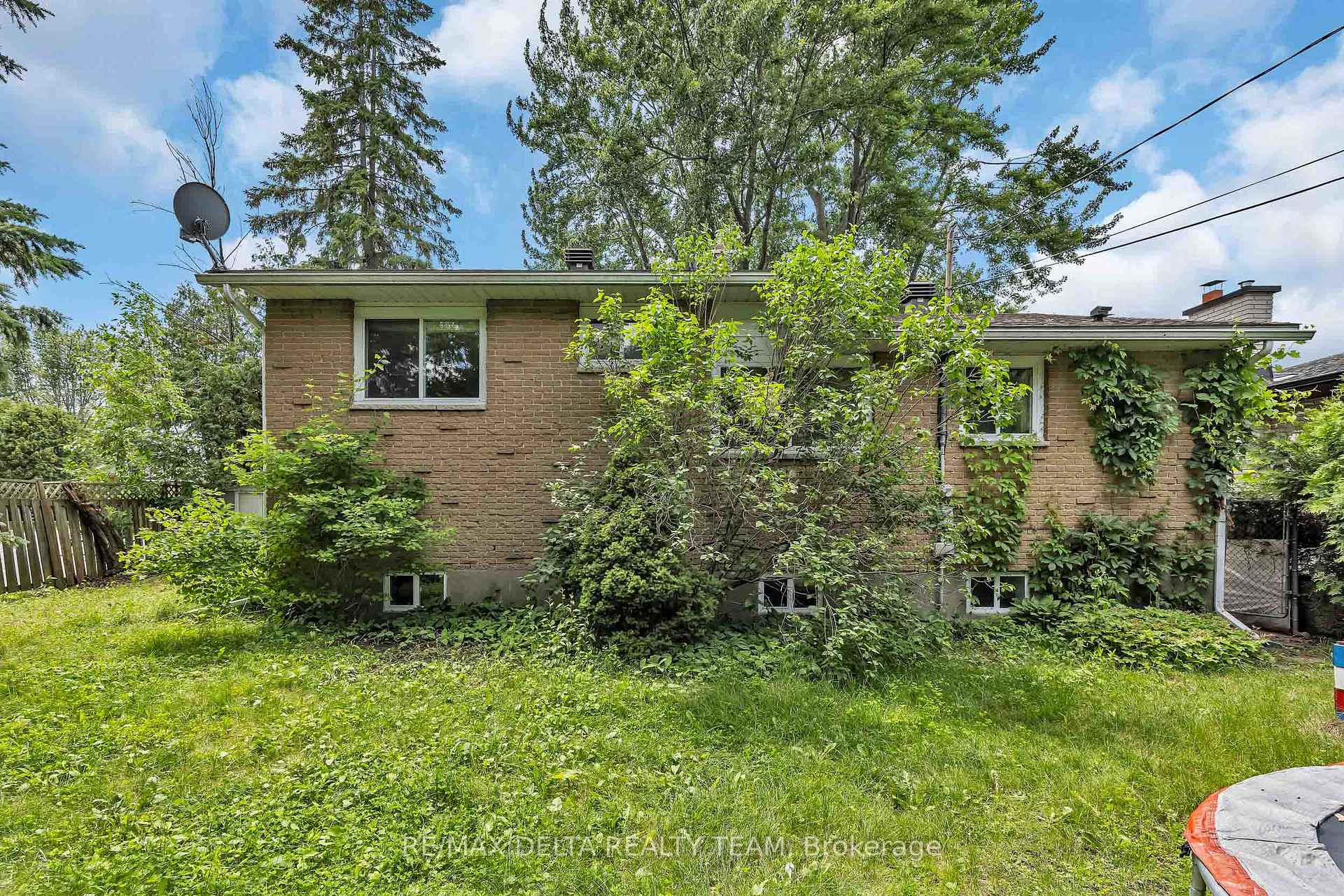 Photo 34 of 841 Balsam Drive, Ottawa, Chatelaine Village — HOMEH