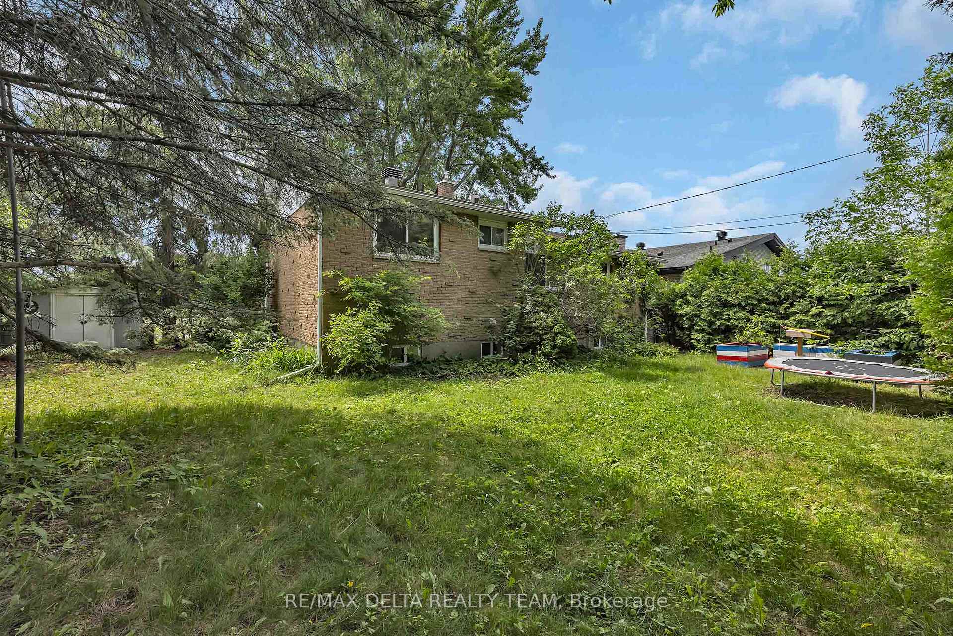 Photo 38 of 841 Balsam Drive, Ottawa, Chatelaine Village — HOMEH