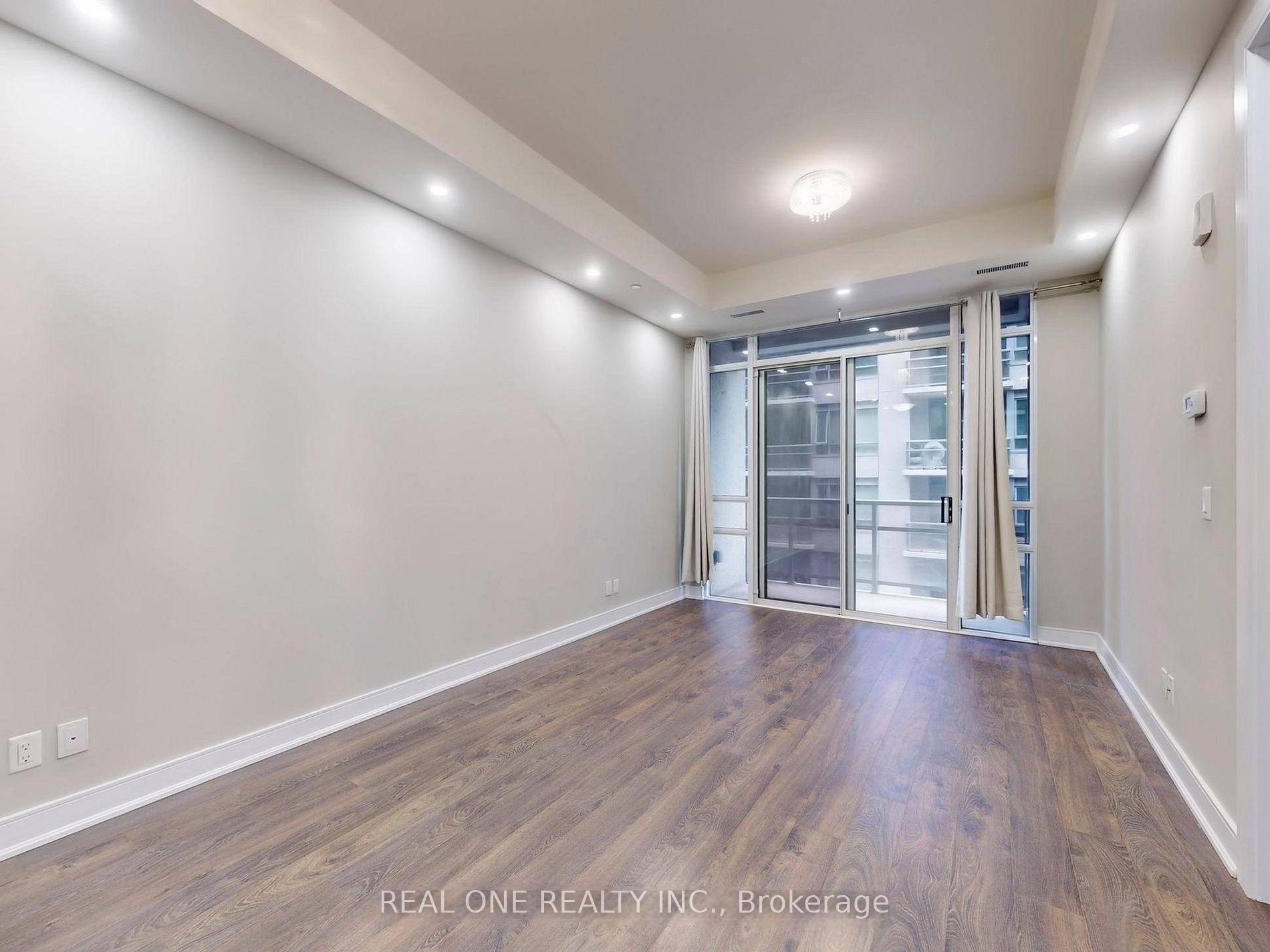 Photo 4 of Unit 613, 150 Main Street W, Hamilton, Central — HOMEH
