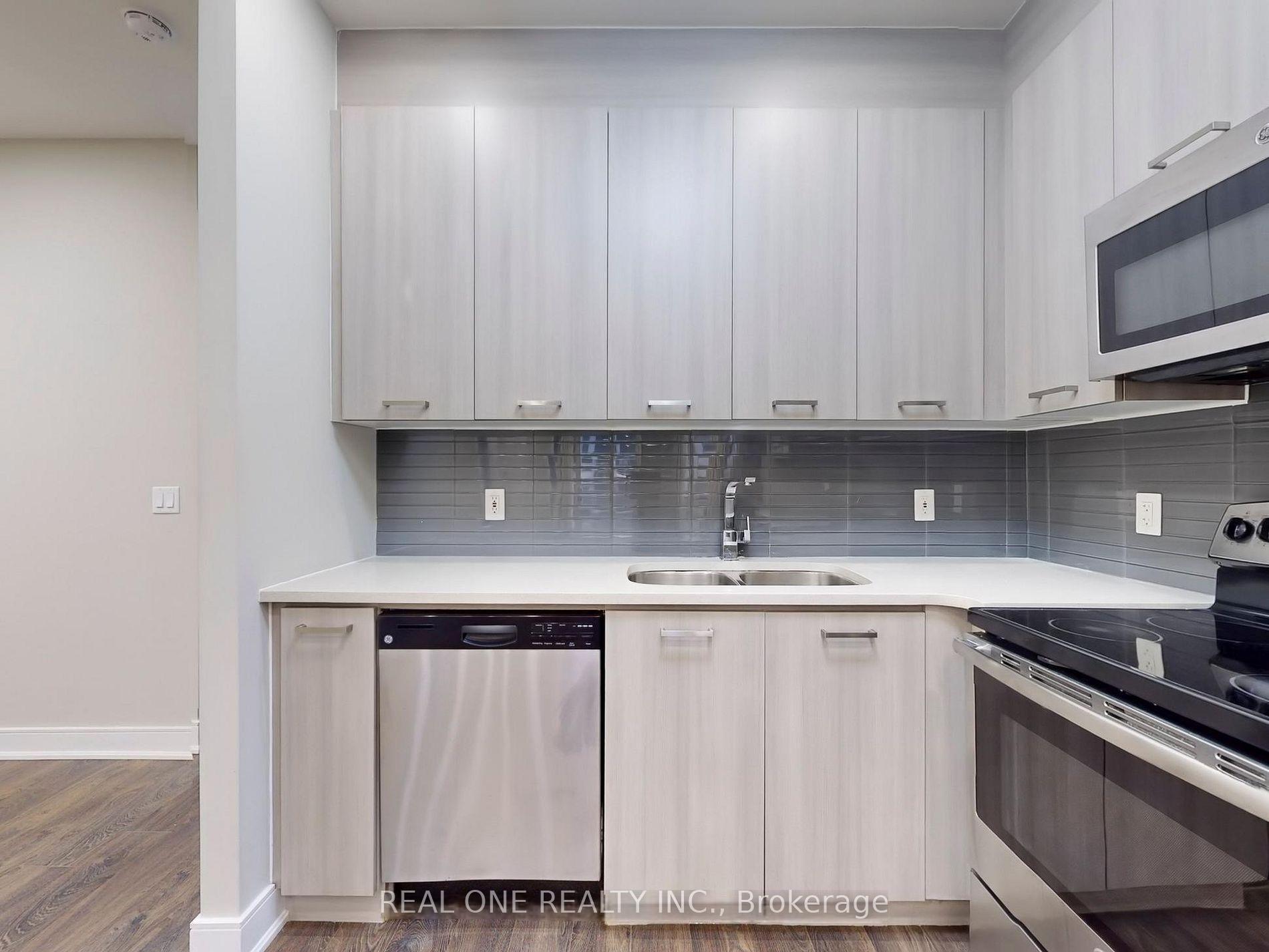 Photo 10 of Unit 613, 150 Main Street W, Hamilton, Central — HOMEH