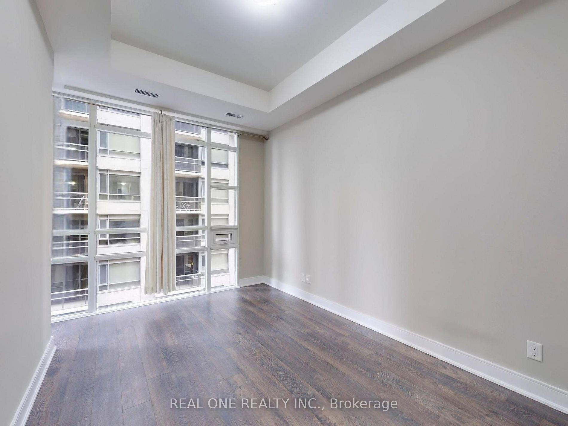 Photo 13 of Unit 613, 150 Main Street W, Hamilton, Central — HOMEH