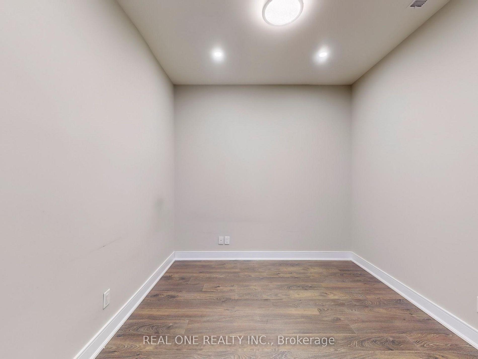 Photo 17 of Unit 613, 150 Main Street W, Hamilton, Central — HOMEH