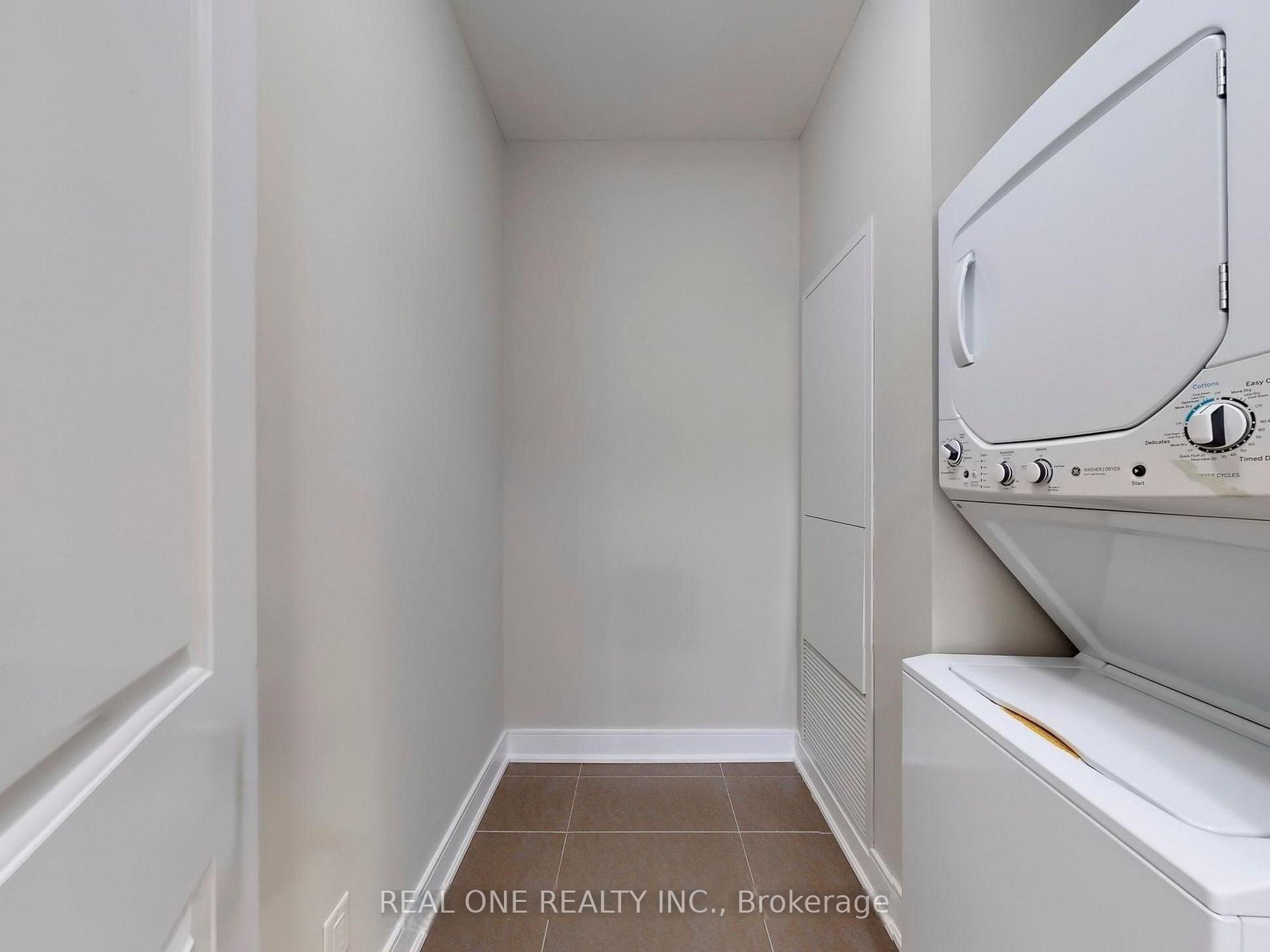 Photo 21 of Unit 613, 150 Main Street W, Hamilton, Central — HOMEH