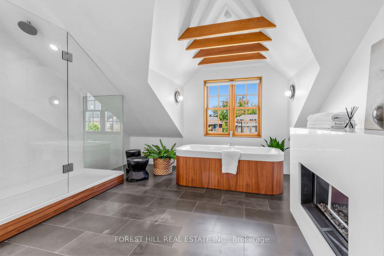 Photo 24 of 309 Lonsdale Road, Toronto, Casa Loma — HOMEH