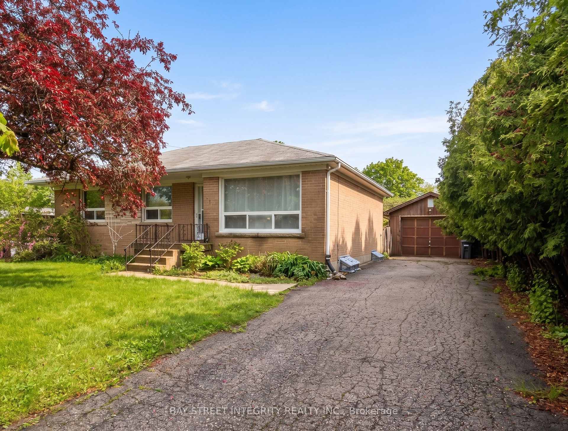 Front of 505 Sandmere Place