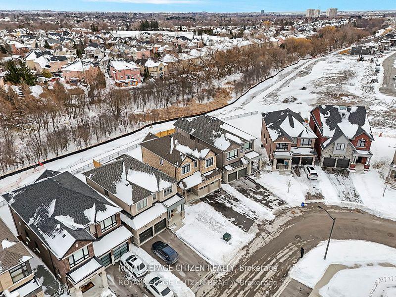 Photo 29 of 82 Closson Drive, Whitby, Lynde Creek — HOMEH