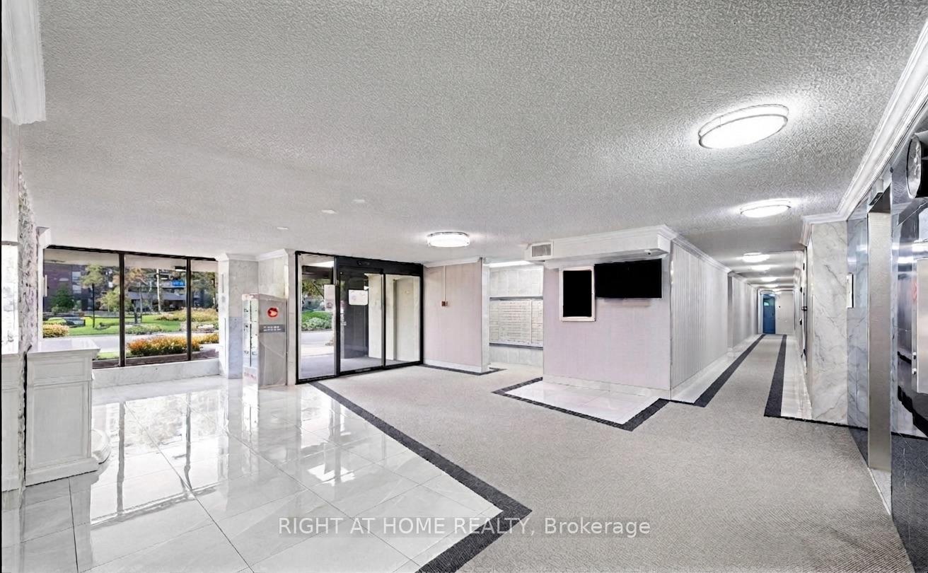 Photo 3 of Unit 2106, 4 Kings Cross Road, Brampton, Queen Street Corridor — HOMEH