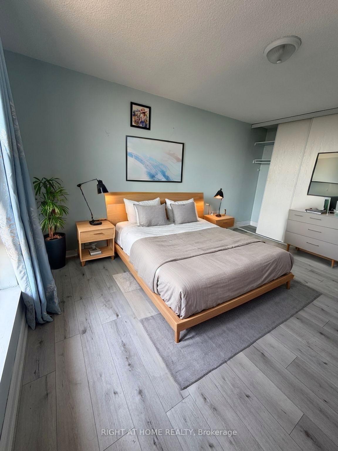 Photo 8 of Unit 2106, 4 Kings Cross Road, Brampton, Queen Street Corridor — HOMEH