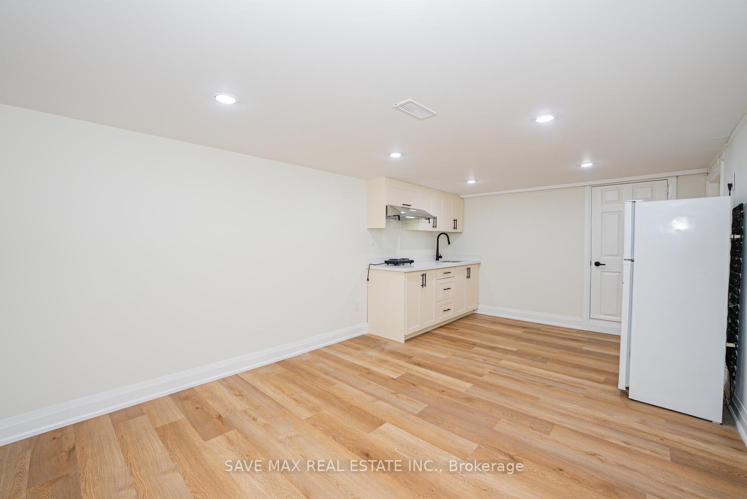 Photo 24 of 191 Clark Avenue, Kitchener, Vanier - Kitchener — HOMEH