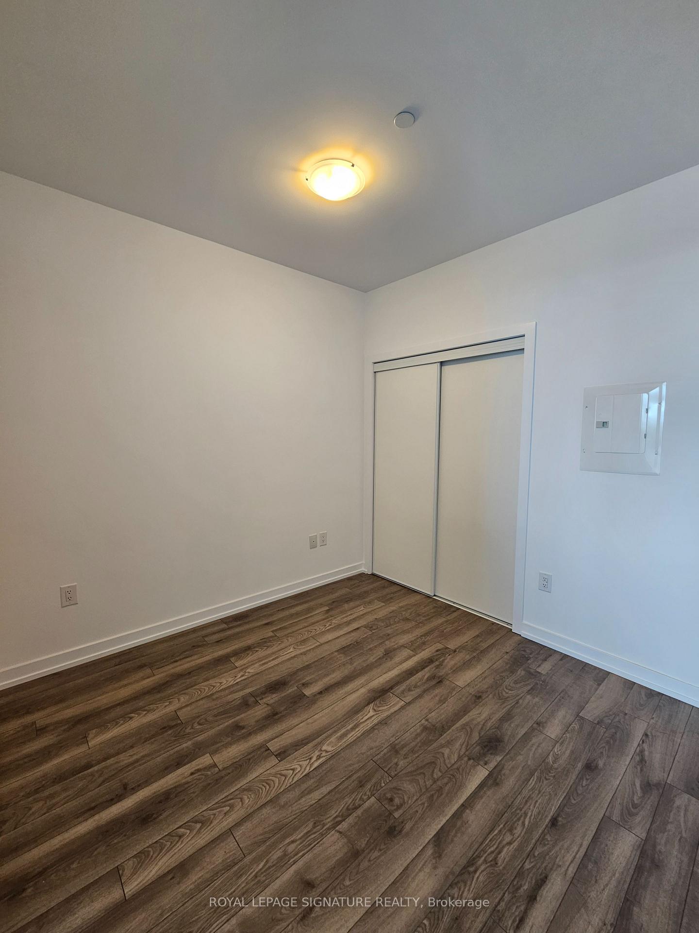 Photo 8 of Unit 512, 460 Dundas Street E, Hamilton, Waterdown — HOMEH