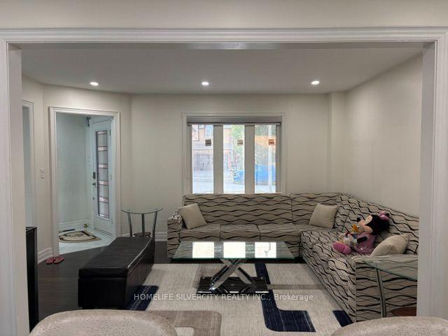 Photo 9 of 124 Jordan Drive, Orangeville — HOMEH