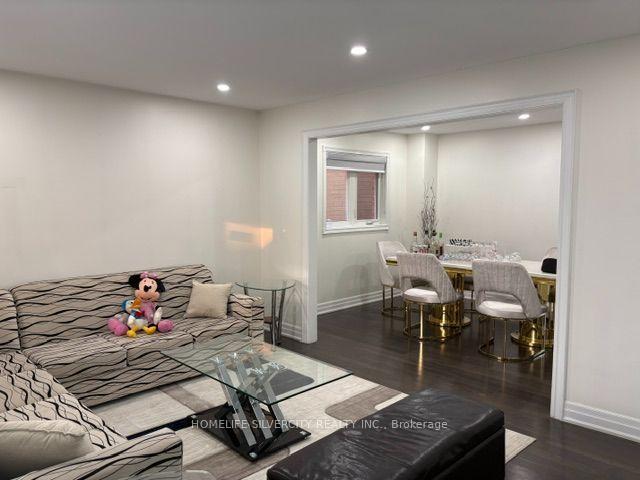 Photo 10 of 124 Jordan Drive, Orangeville — HOMEH
