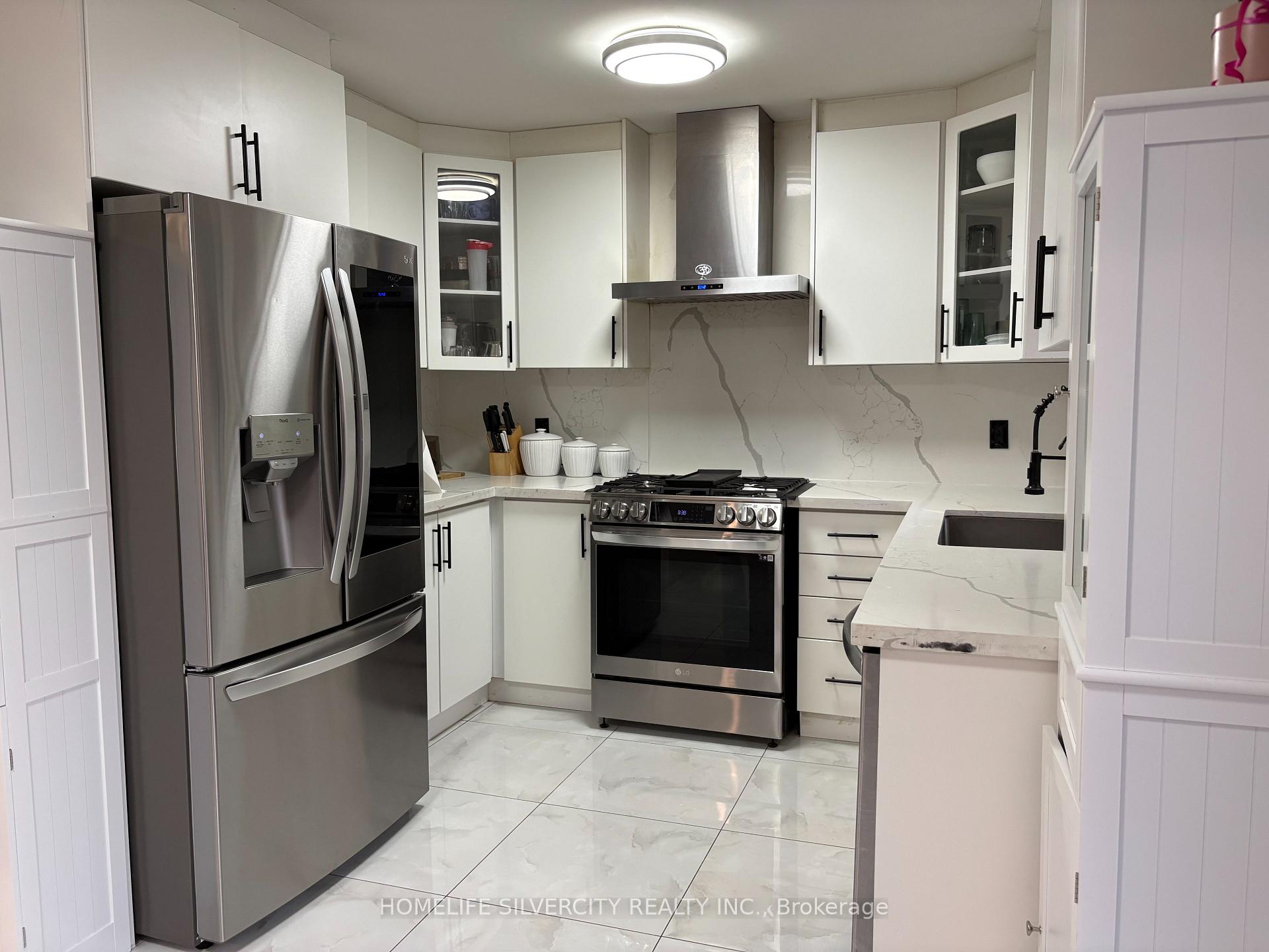 Photo 12 of 124 Jordan Drive, Orangeville — HOMEH