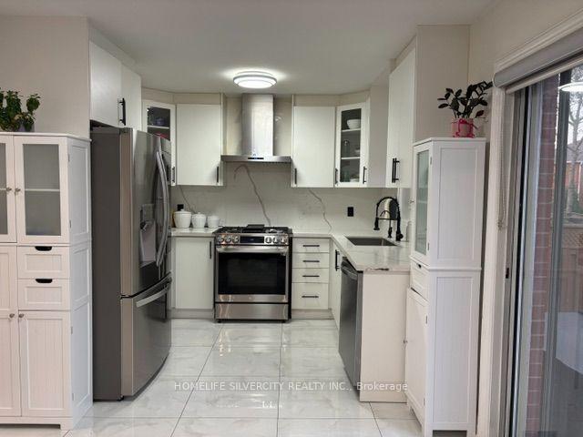 Photo 13 of 124 Jordan Drive, Orangeville — HOMEH