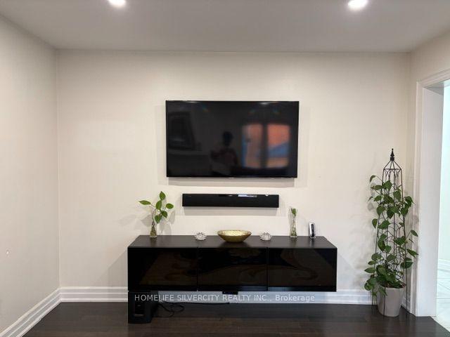 Photo 18 of 124 Jordan Drive, Orangeville — HOMEH