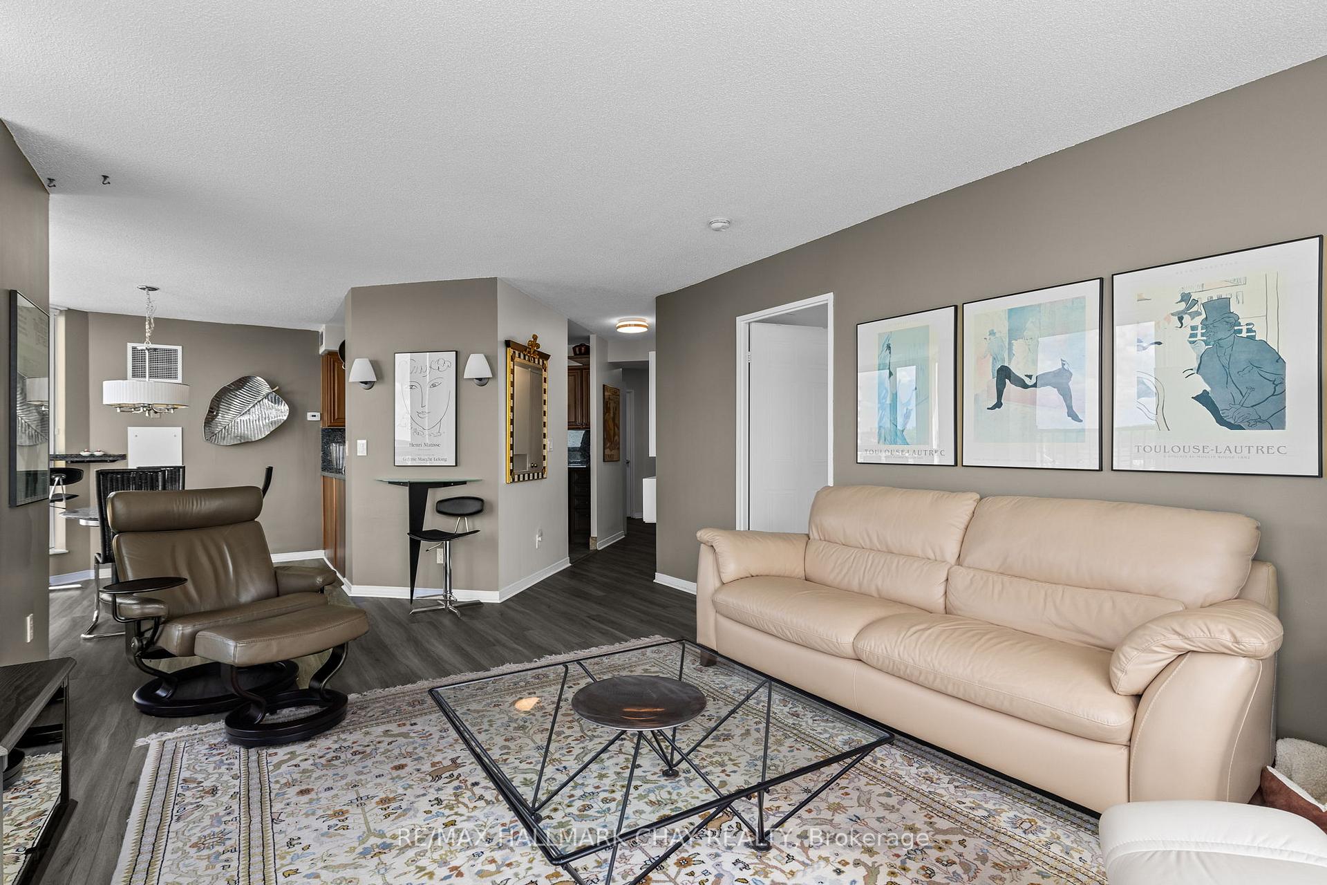 Photo 7 of Unit 906, 140 Dunlop Street E, Barrie, City Centre — HOMEH