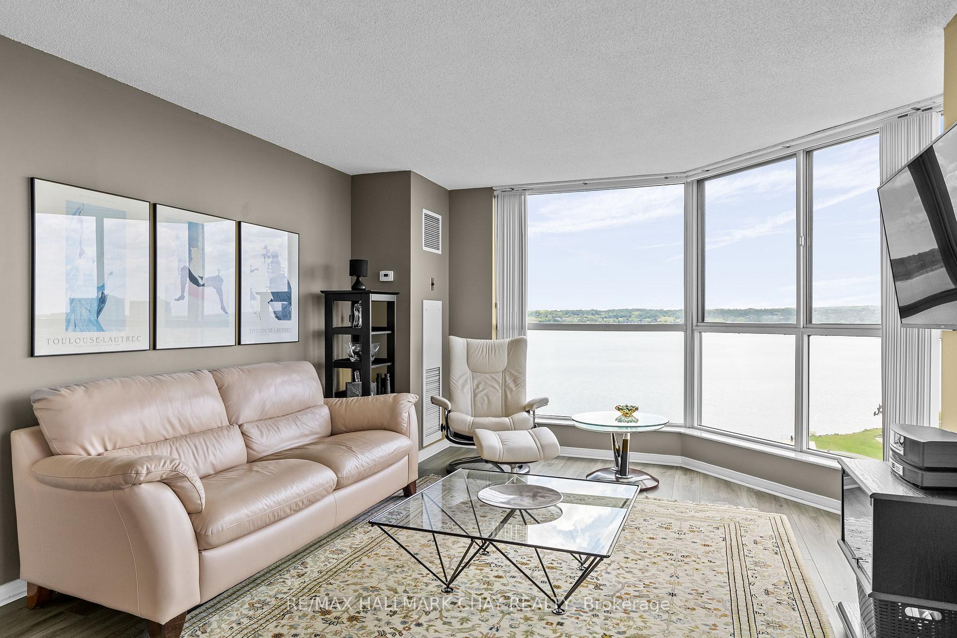Photo 11 of Unit 906, 140 Dunlop Street E, Barrie, City Centre — HOMEH