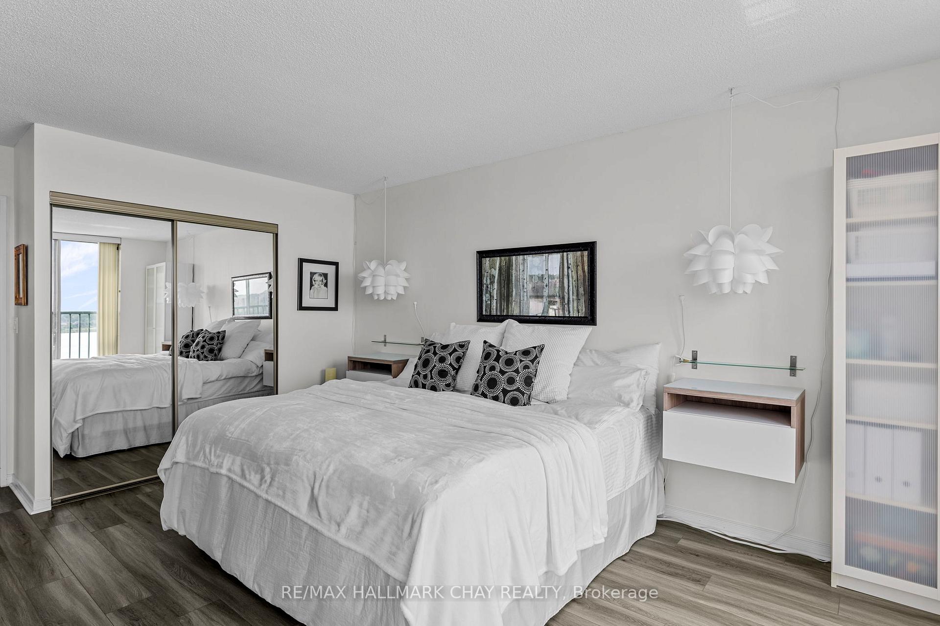 Photo 15 of Unit 906, 140 Dunlop Street E, Barrie, City Centre — HOMEH