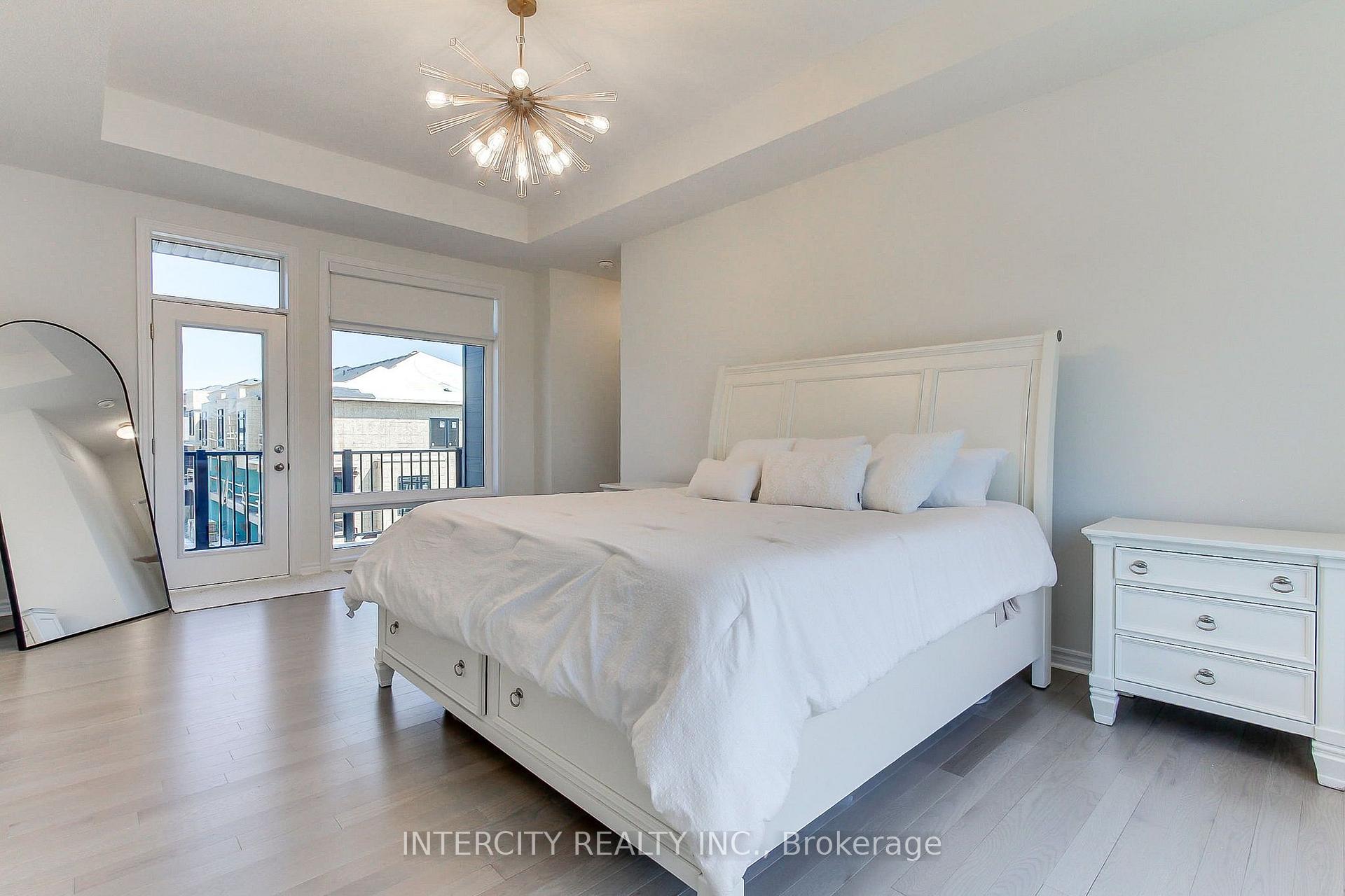 Photo 39 of 130 Blick Crescent, Aurora, Bayview Northeast — HOMEH