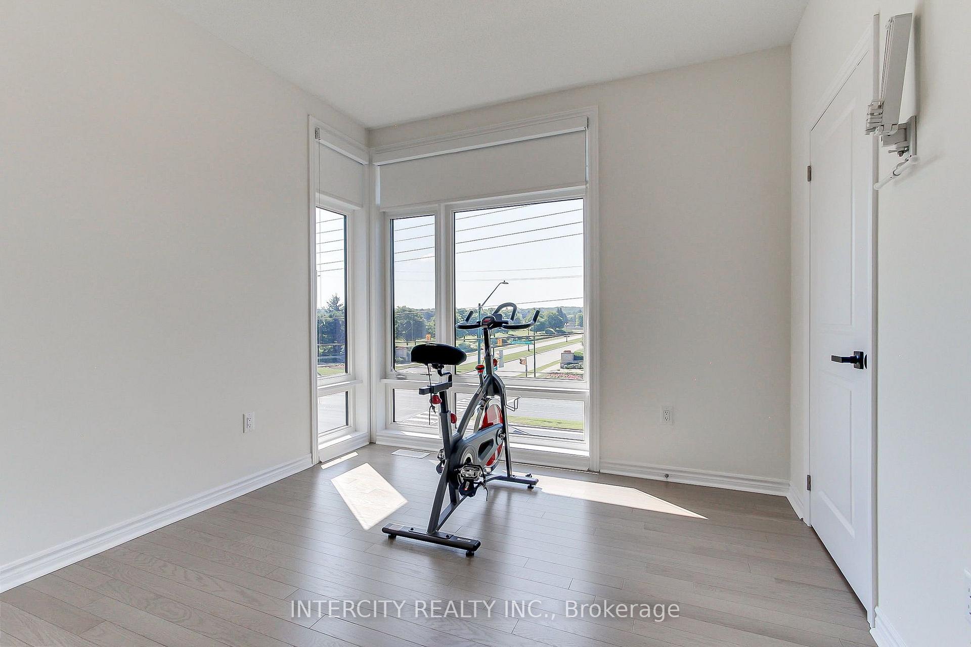 Photo 47 of 130 Blick Crescent, Aurora, Bayview Northeast — HOMEH