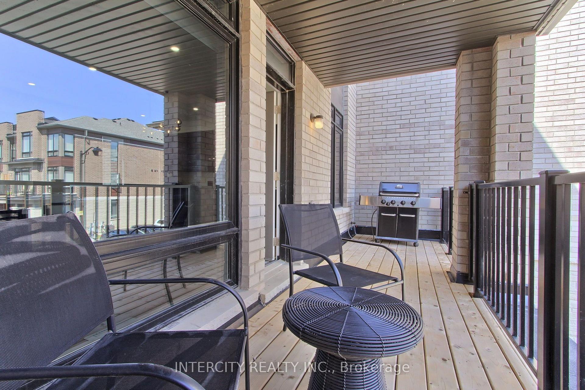Photo 22 of 130 Blick Crescent, Aurora, Bayview Northeast — HOMEH