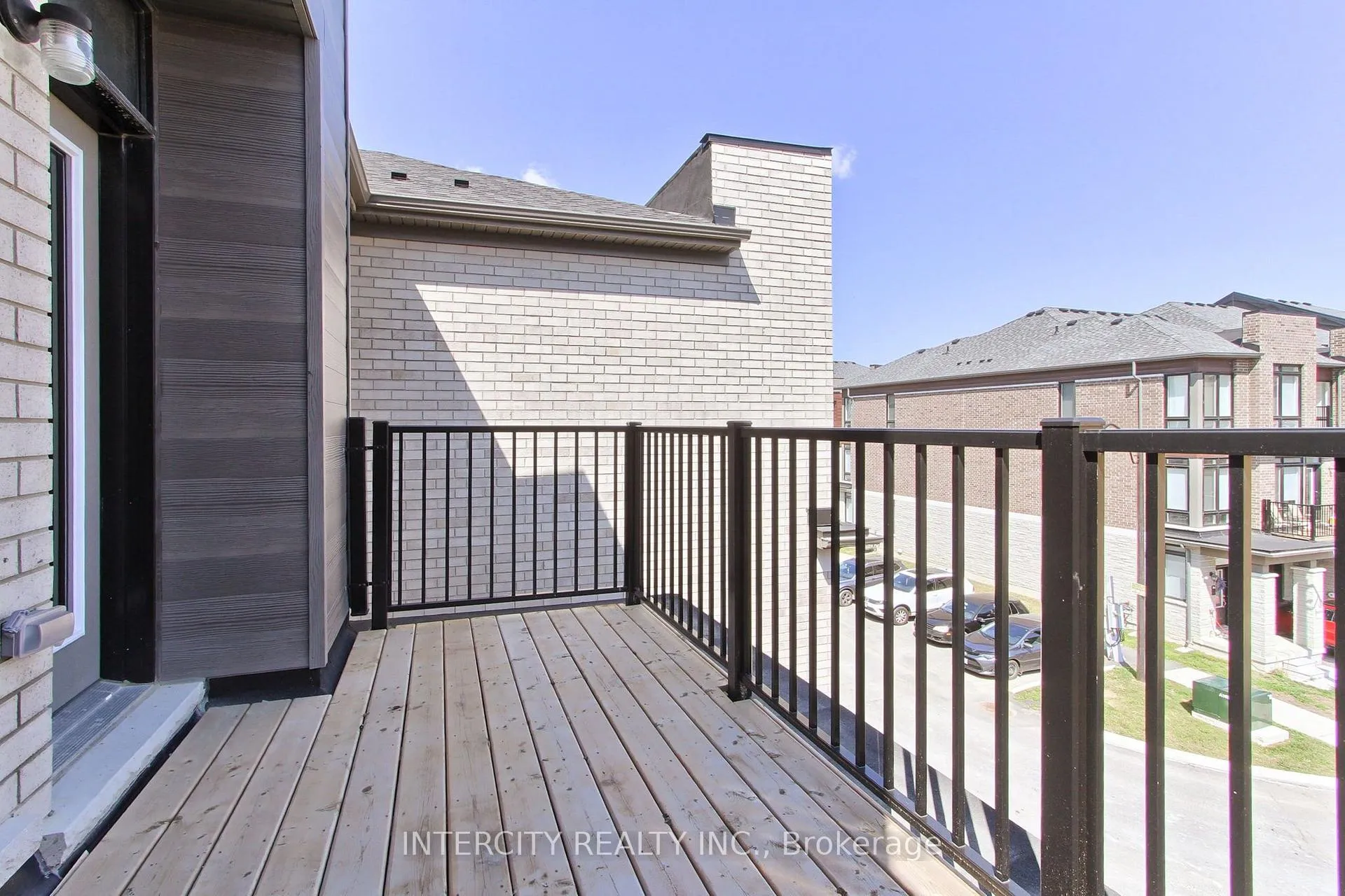 Photo 40 of 130 Blick Crescent, Aurora, Bayview Northeast — HOMEH