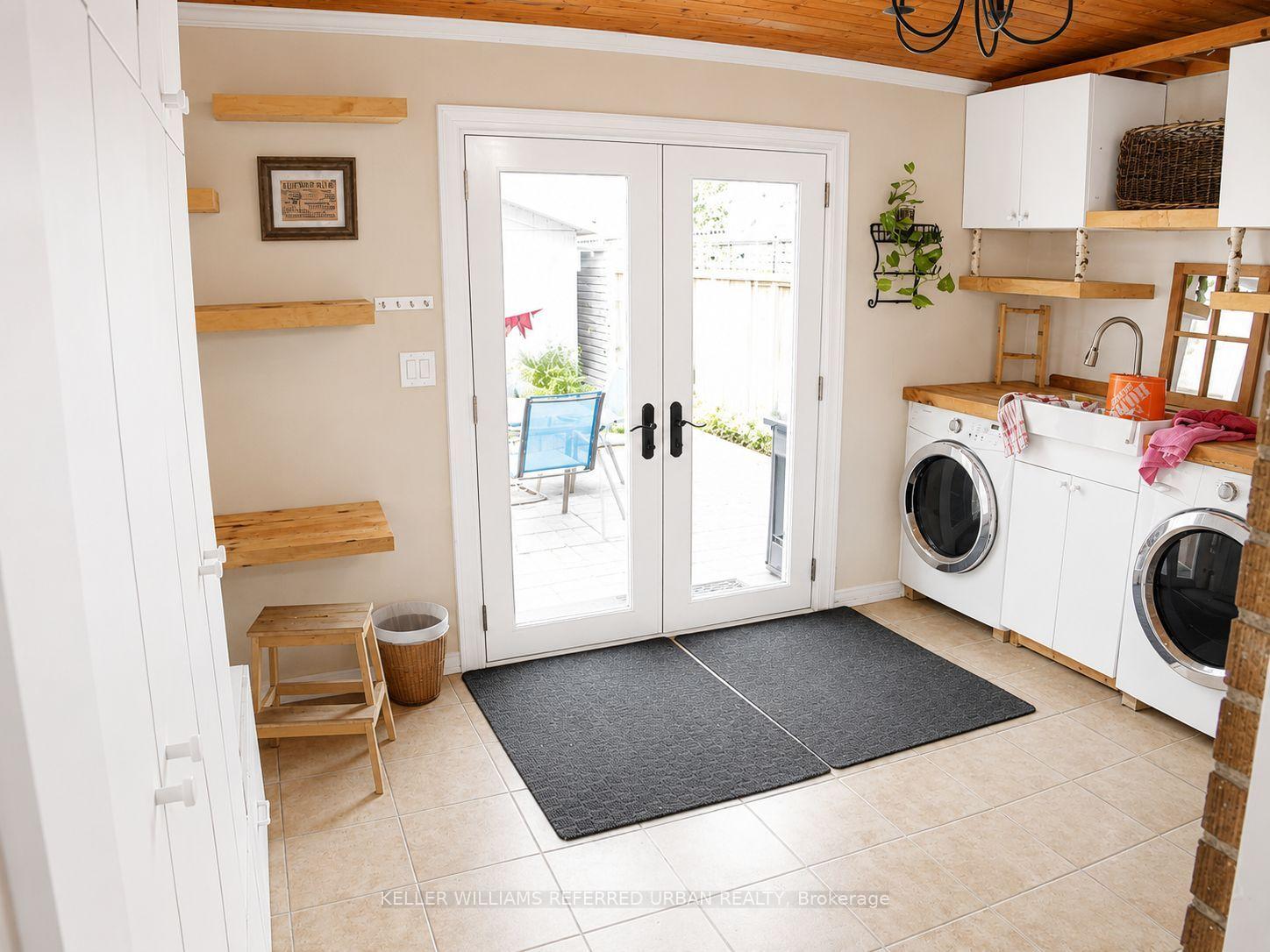 Photo 10 of 98 Foxwell Street, Toronto, Rockcliffe-Smythe — HOMEH