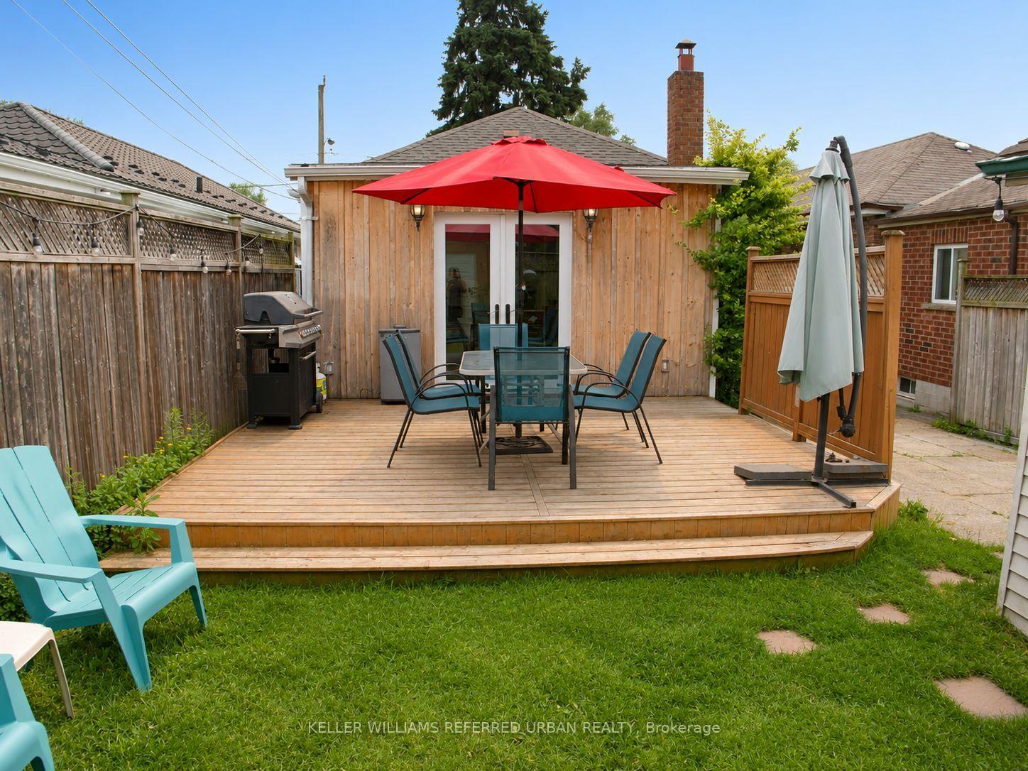 Photo 19 of 98 Foxwell Street, Toronto, Rockcliffe-Smythe — HOMEH