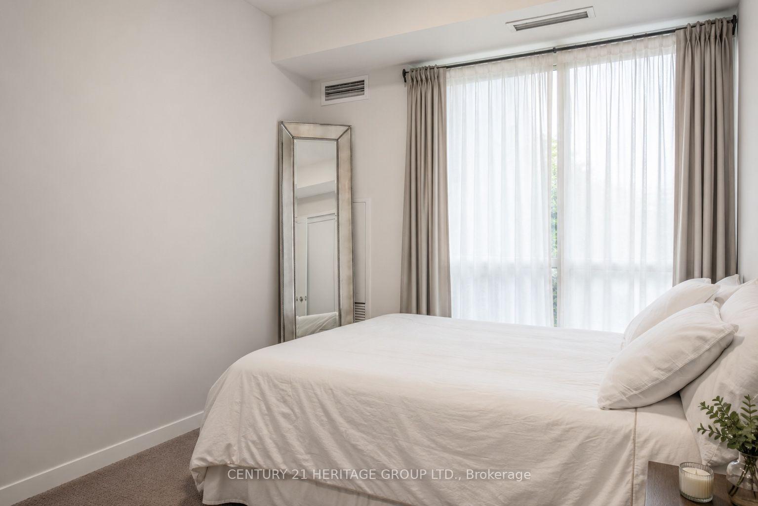 Photo 11 of Unit 708, 11 Bogert Avenue NE, North York, Lansing-Westgate — HOMEH