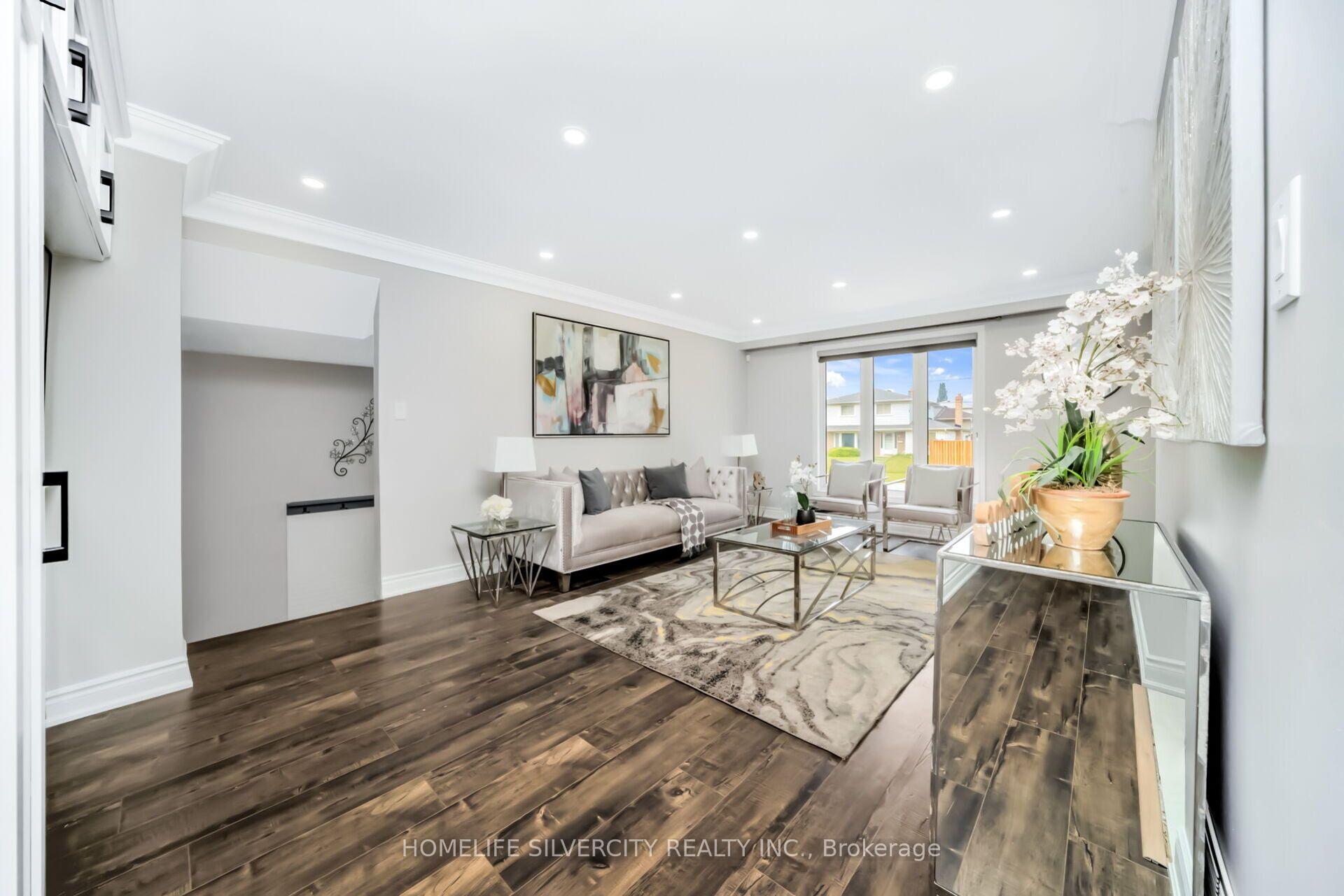 Photo 9 of 224 Delrex Boulevard, Halton Hills, Georgetown — HOMEH