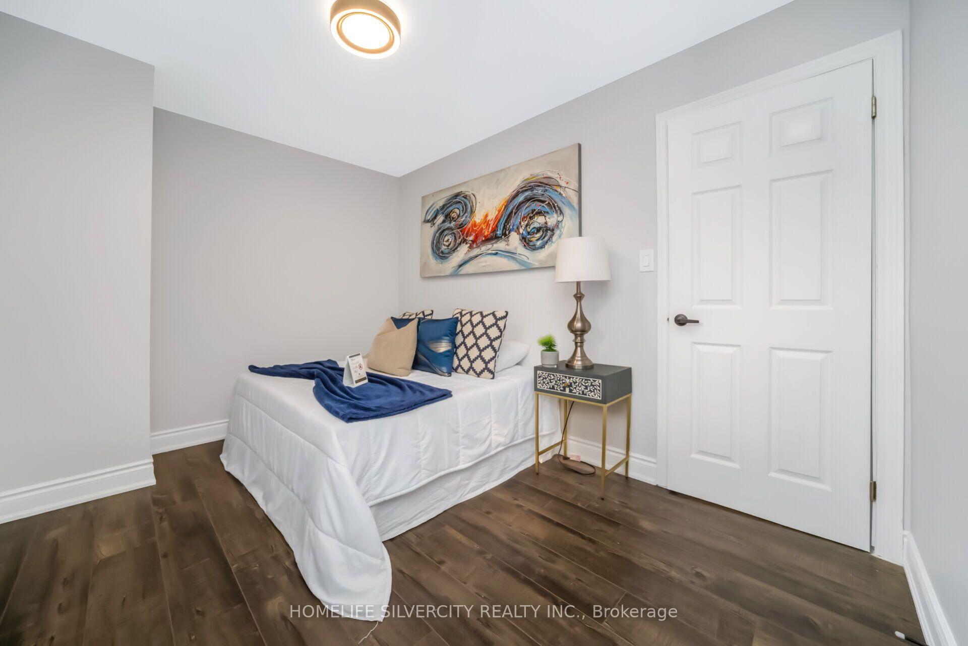 Photo 30 of 224 Delrex Boulevard, Halton Hills, Georgetown — HOMEH