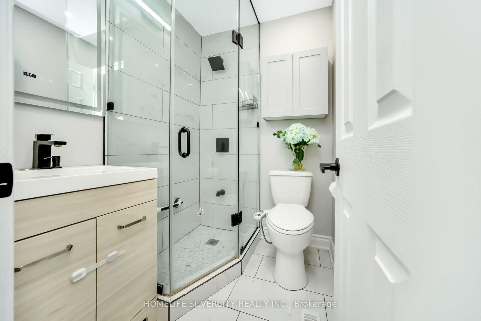 Photo 32 of 224 Delrex Boulevard, Halton Hills, Georgetown — HOMEH