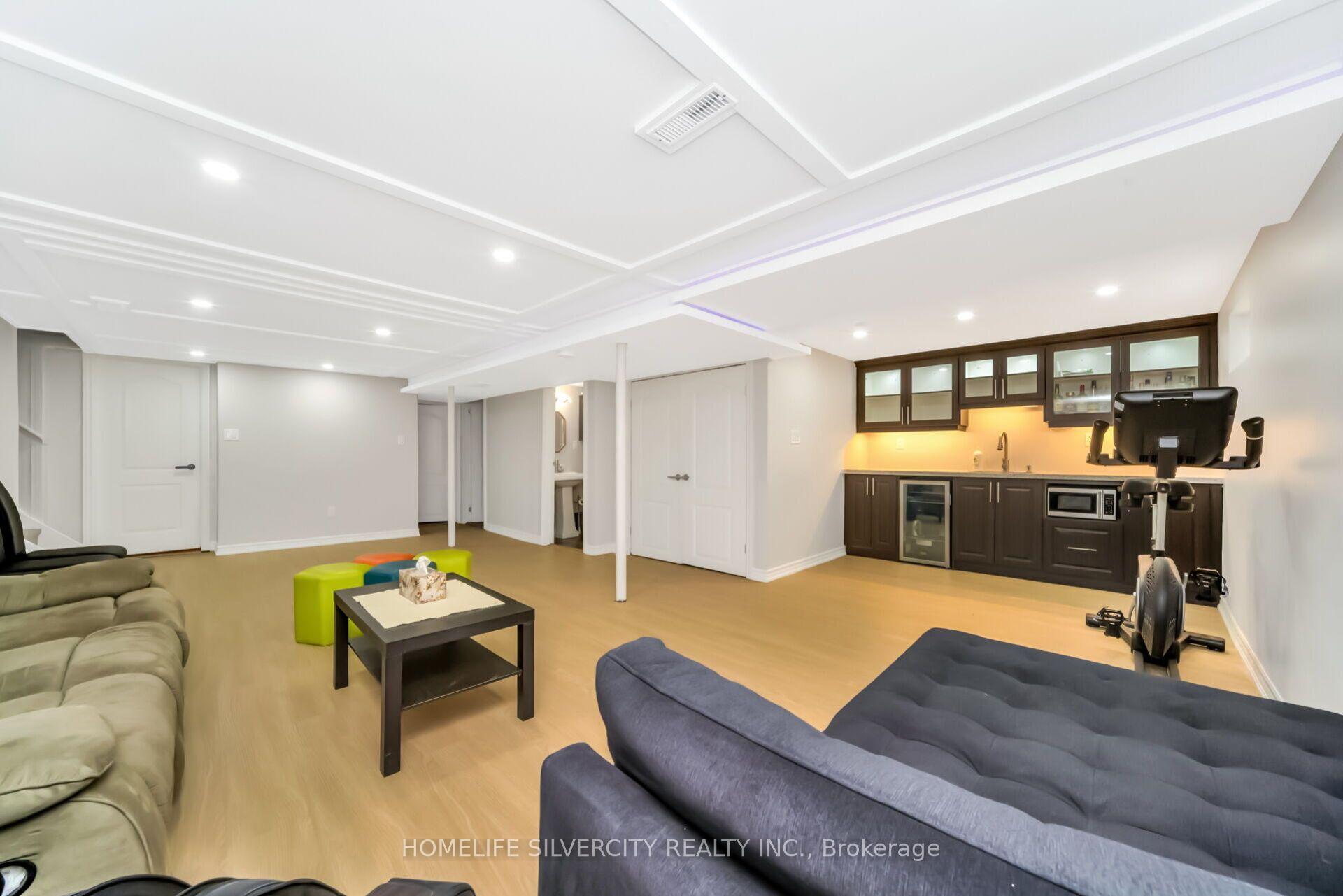 Photo 37 of 224 Delrex Boulevard, Halton Hills, Georgetown — HOMEH