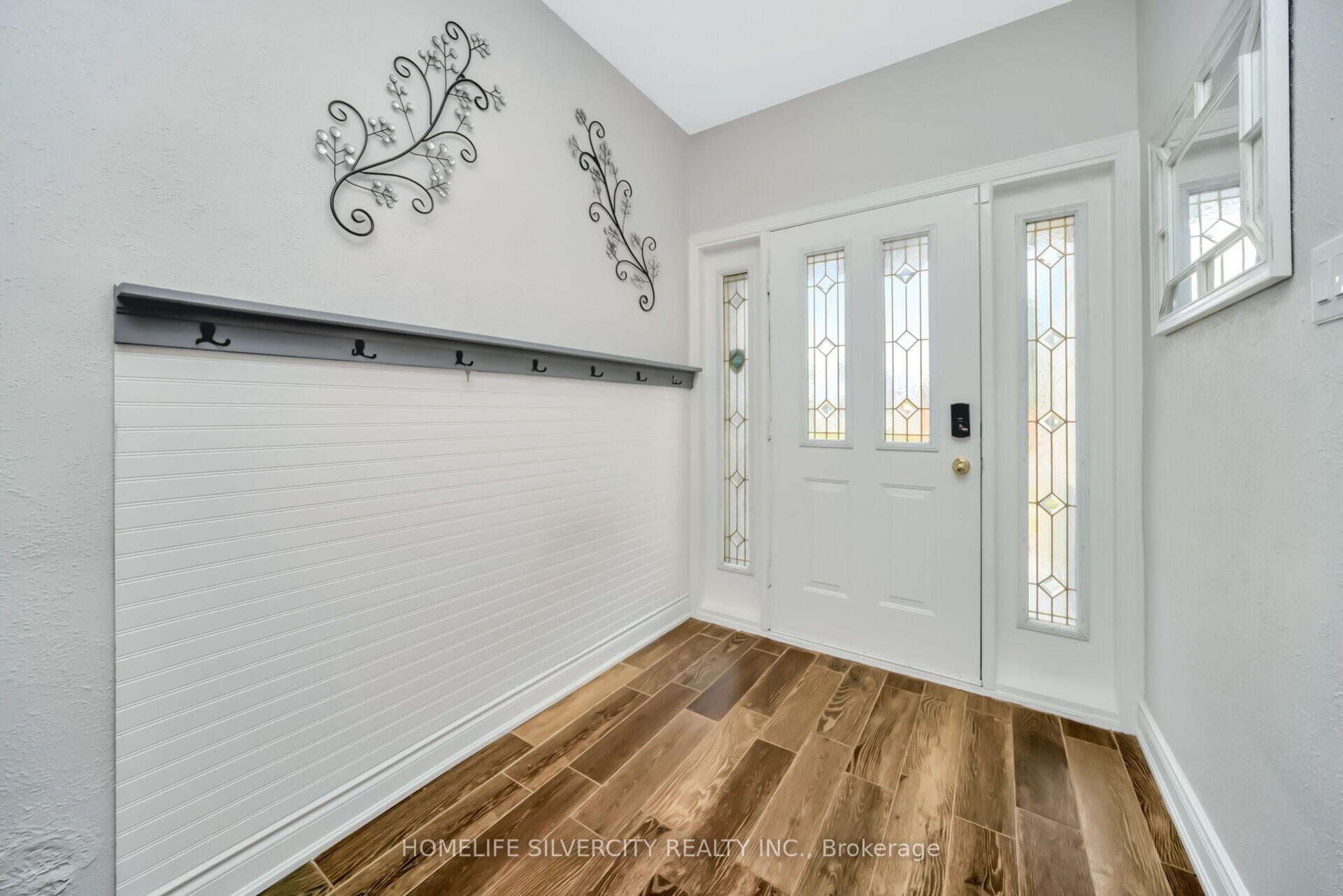 Photo 45 of 224 Delrex Boulevard, Halton Hills, Georgetown — HOMEH