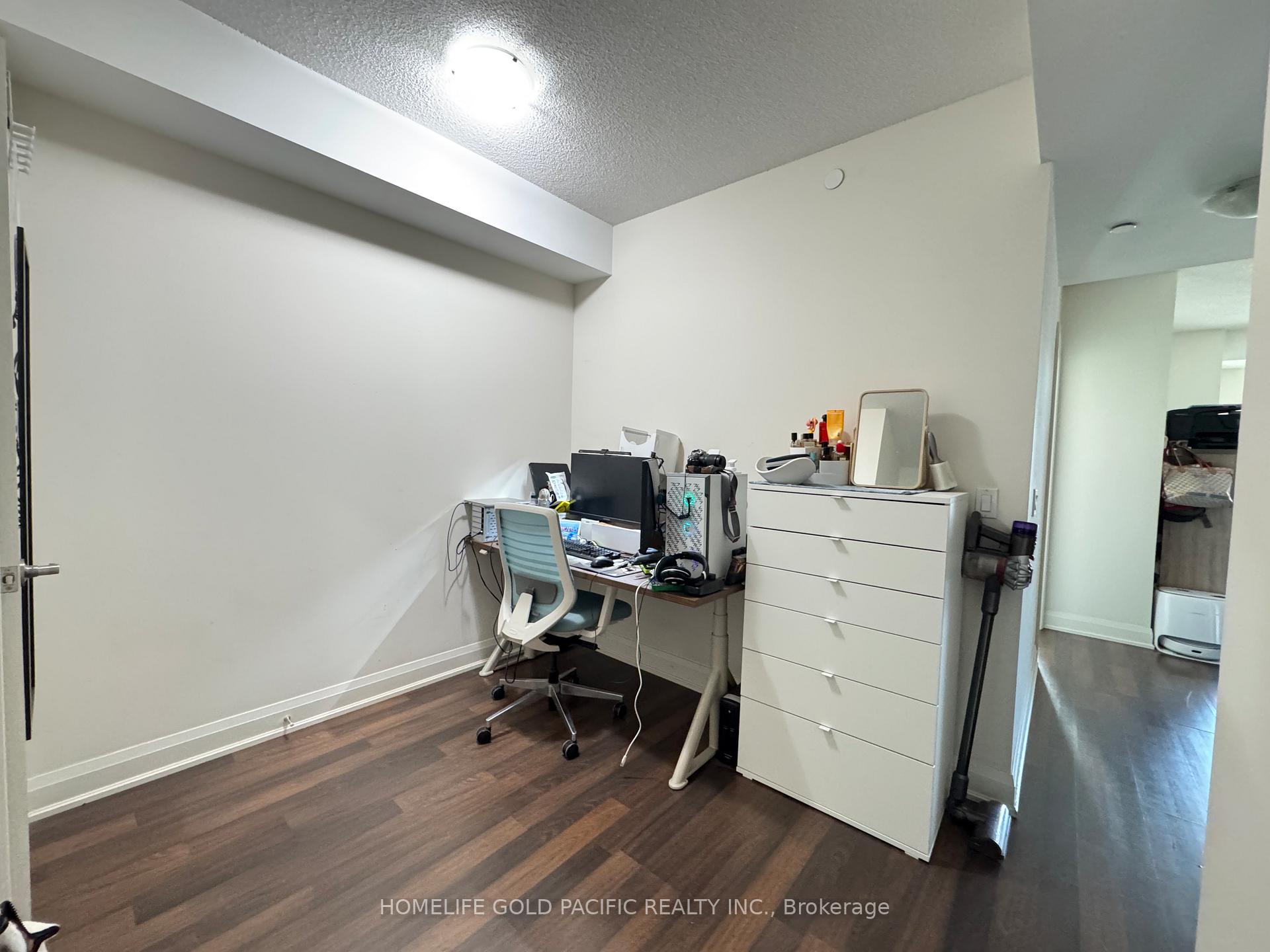 Photo 9 of Unit 1115, 68 Canterbury Place, North York, Willowdale West — HOMEH