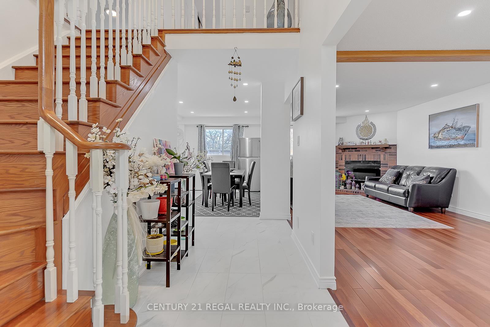 Photo 7 of 28 Upland Drive, Whitby, Blue Grass Meadows — HOMEH