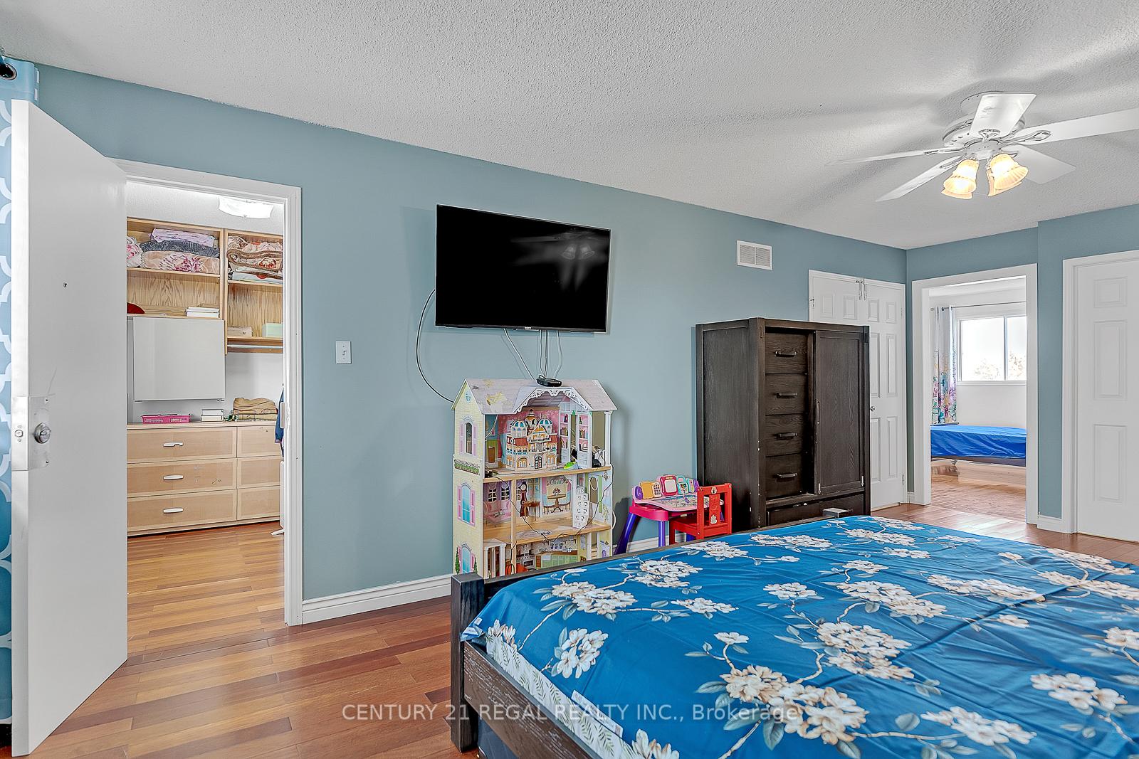 Photo 38 of 28 Upland Drive, Whitby, Blue Grass Meadows — HOMEH