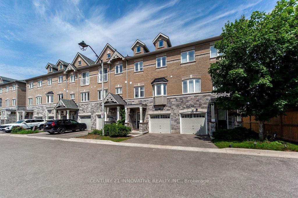 Photo 4 of 40 Waterstone Way, Whitby, Williamsburg — HOMEH